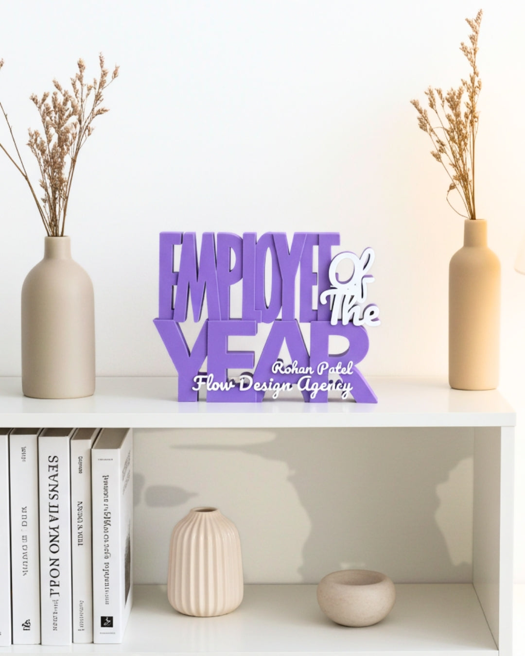 Decor | Text | Employee of the year